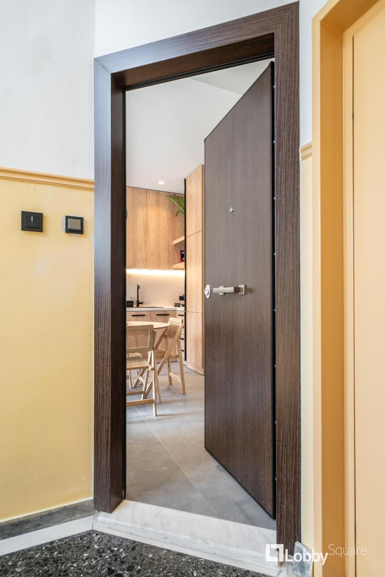 La By Lobbysquare Apartment Piraeus